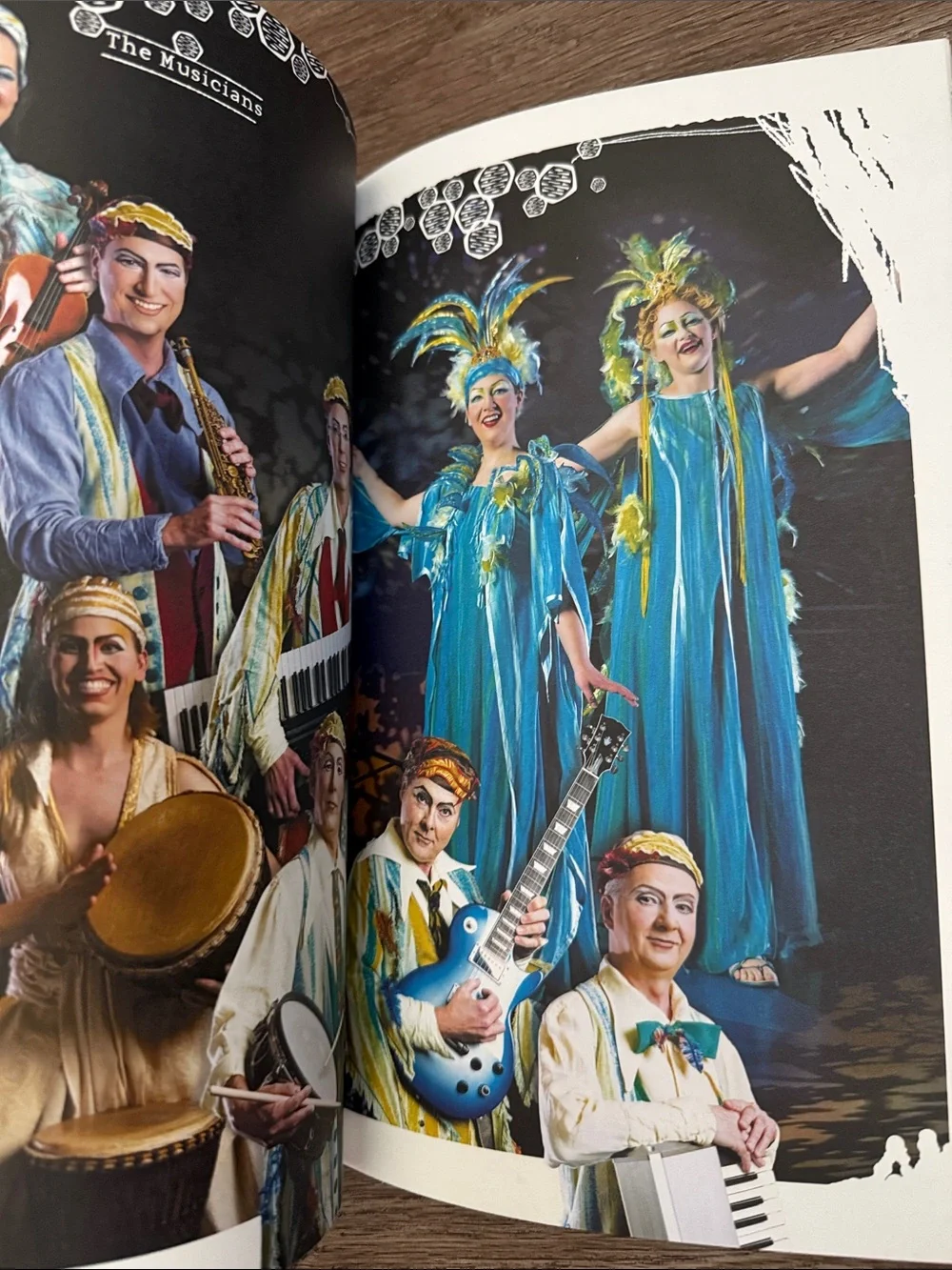 Cirque Du Soleil add piece